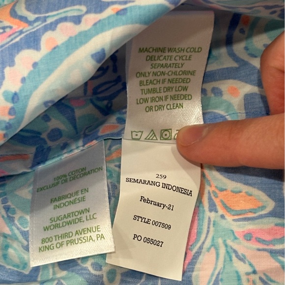 COPY - NWT Lilly Pulitzer Top Tamara Off-the-Shoulder Blue Pink Fish Women’s Si… - Picture 13 of 14